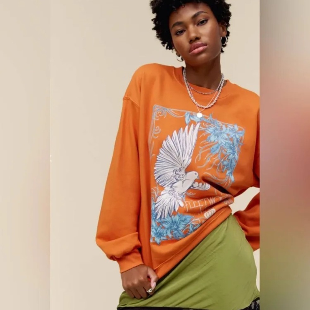 Daydreamer FLEETWOOD MAC Orange Graphic Sweatshirt